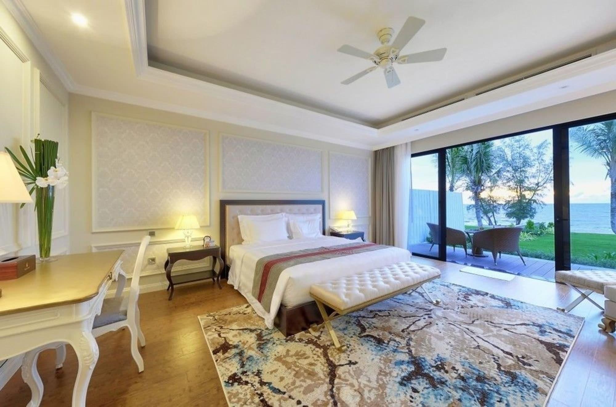 Melia Vinpearl Cam Ranh Beach Resort Exterior photo