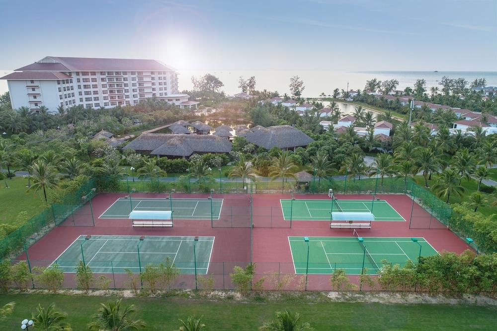 Melia Vinpearl Cam Ranh Beach Resort Exterior photo